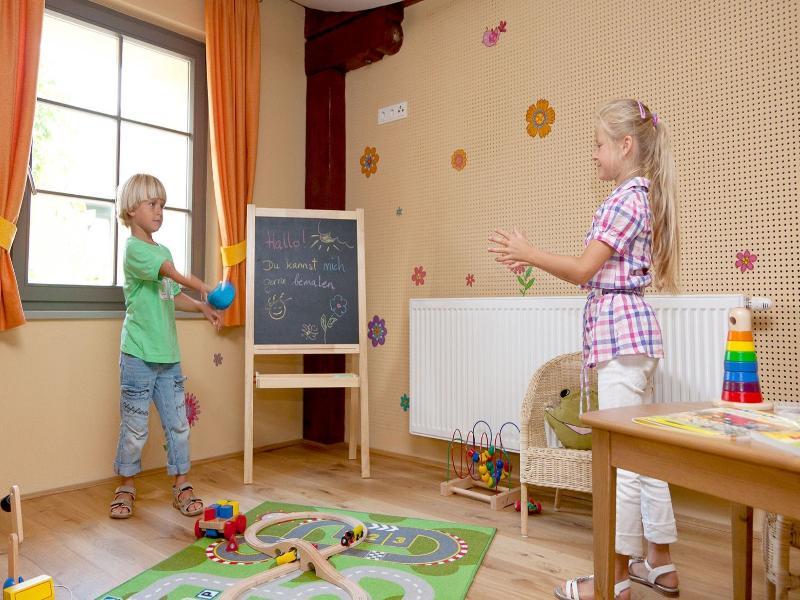 Jufa Hotel Weinviertel - Eselsmuehle Seefeld-Kadolz Eksteriør billede