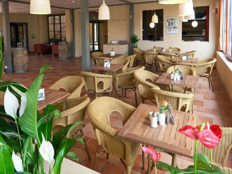 Jufa Hotel Weinviertel - Eselsmuehle Seefeld-Kadolz Eksteriør billede