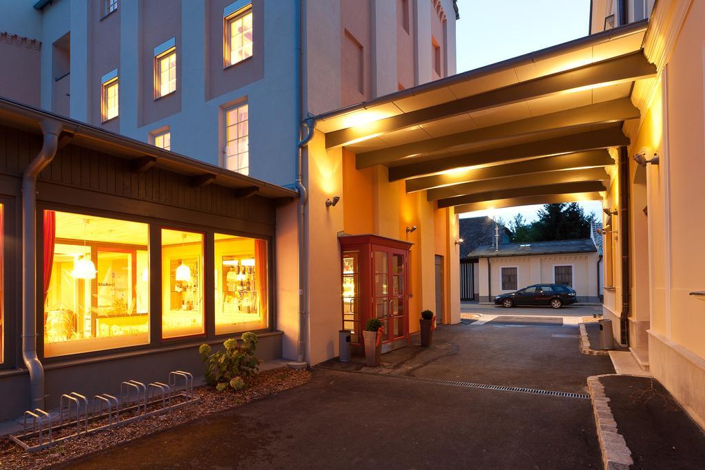 Jufa Hotel Weinviertel - Eselsmuehle Seefeld-Kadolz Eksteriør billede